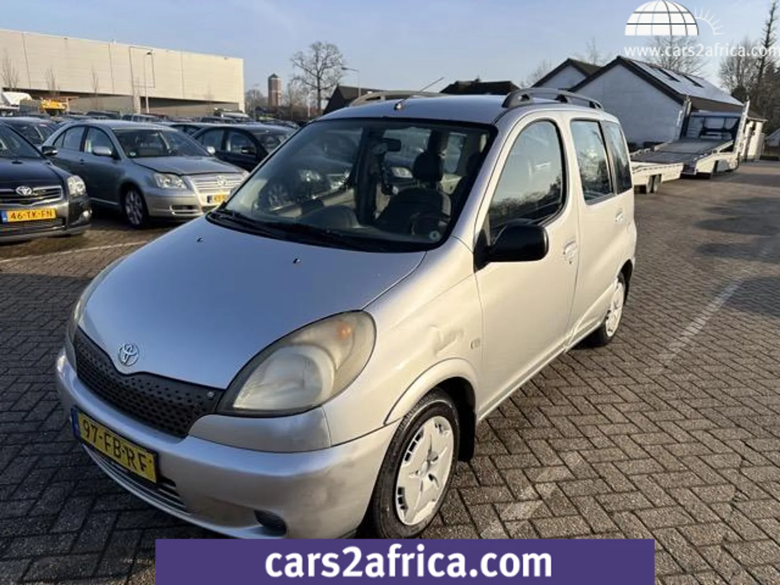 Toyota Yaris Verso (2000) — foto 1