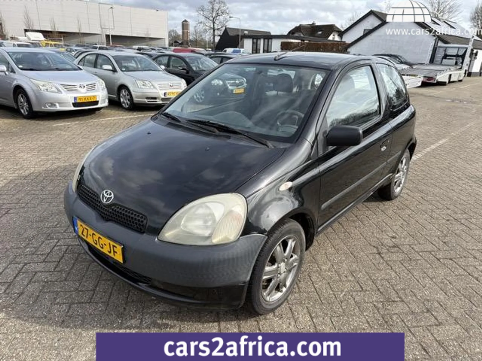 Toyota Yaris (2000) — foto 1