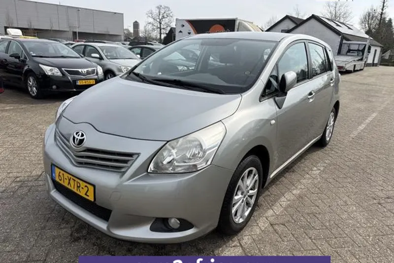 Toyota Verso (2012)
