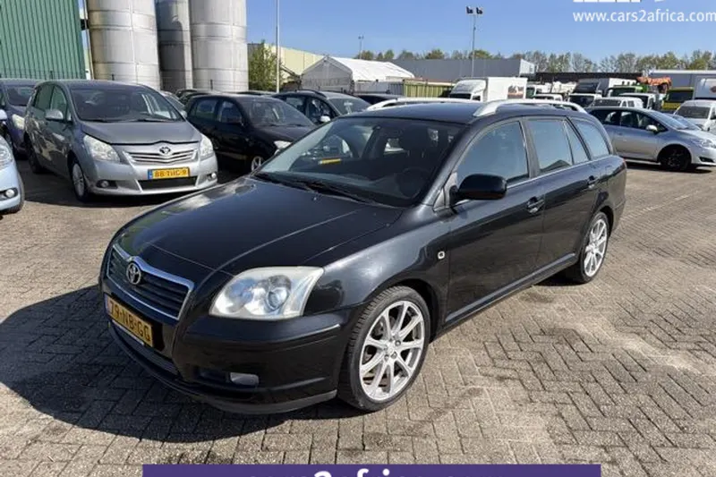Toyota Avensis (2003)