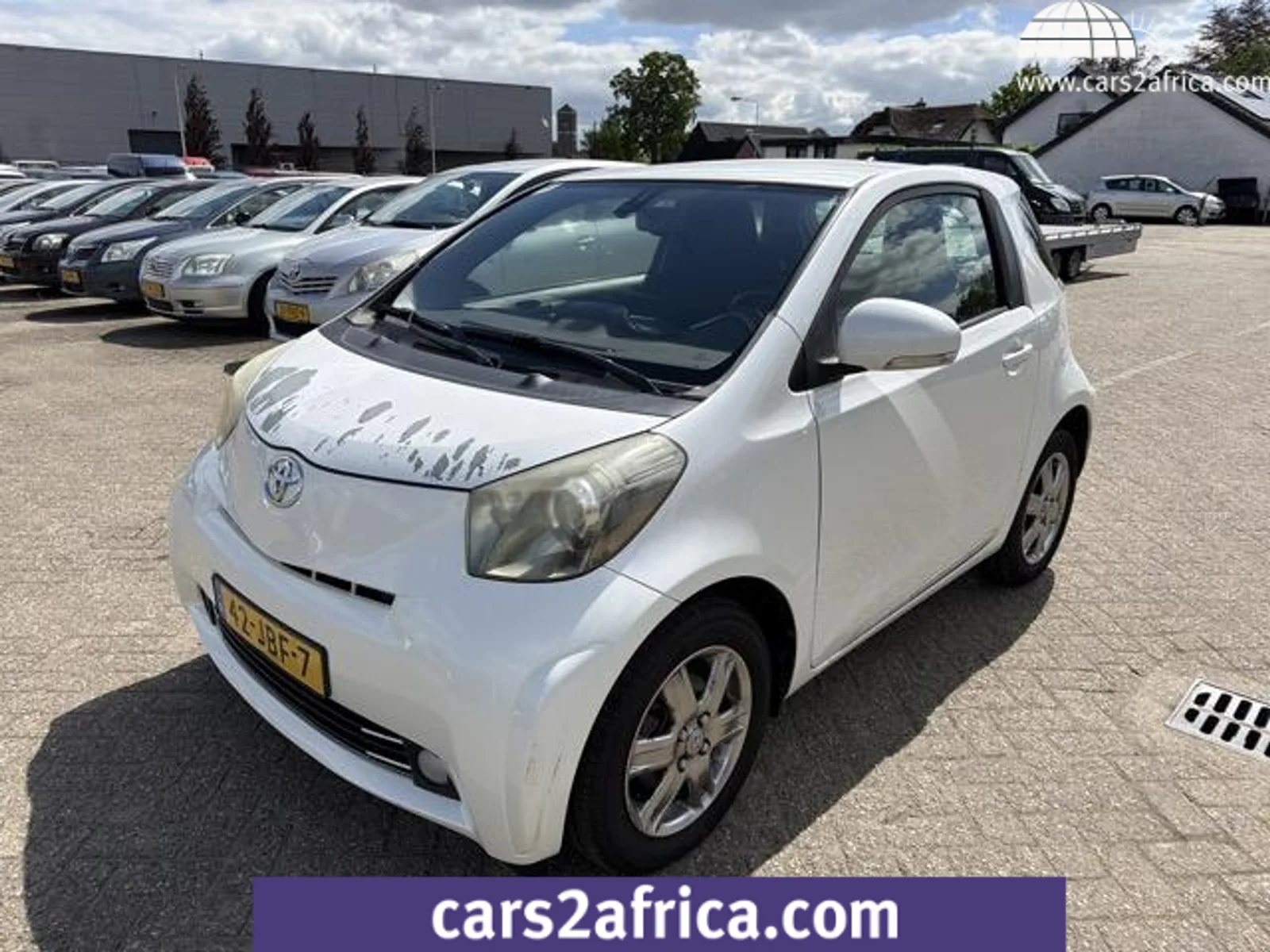 Toyota iQ (2009) — foto 1