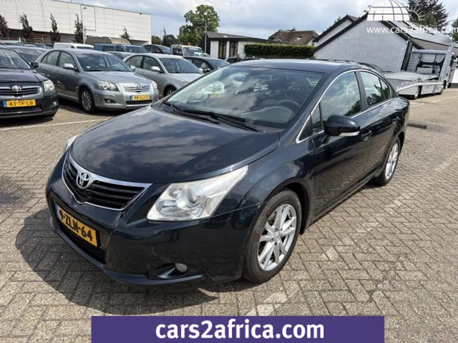 Toyota Avensis (2011) — foto 1