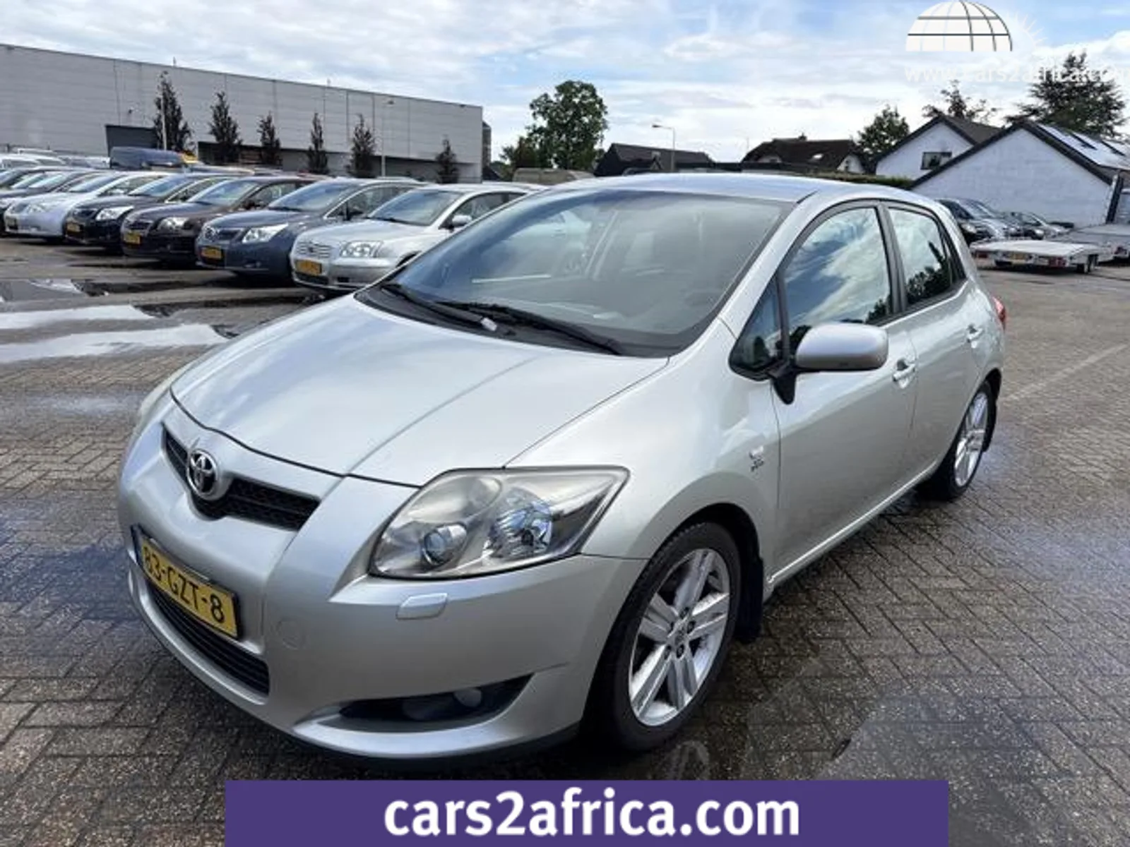Toyota Auris (2008) — foto 1