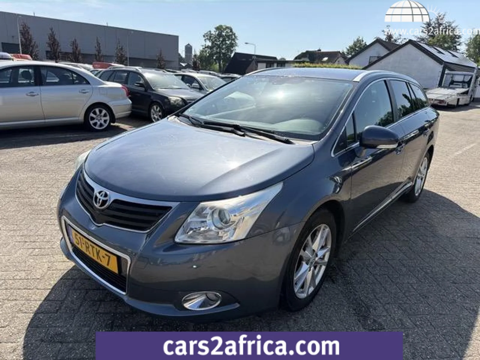 Toyota Avensis (2011) — foto 1