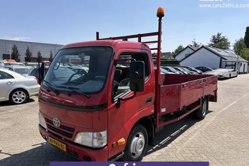 Toyota Dyna (2012)
