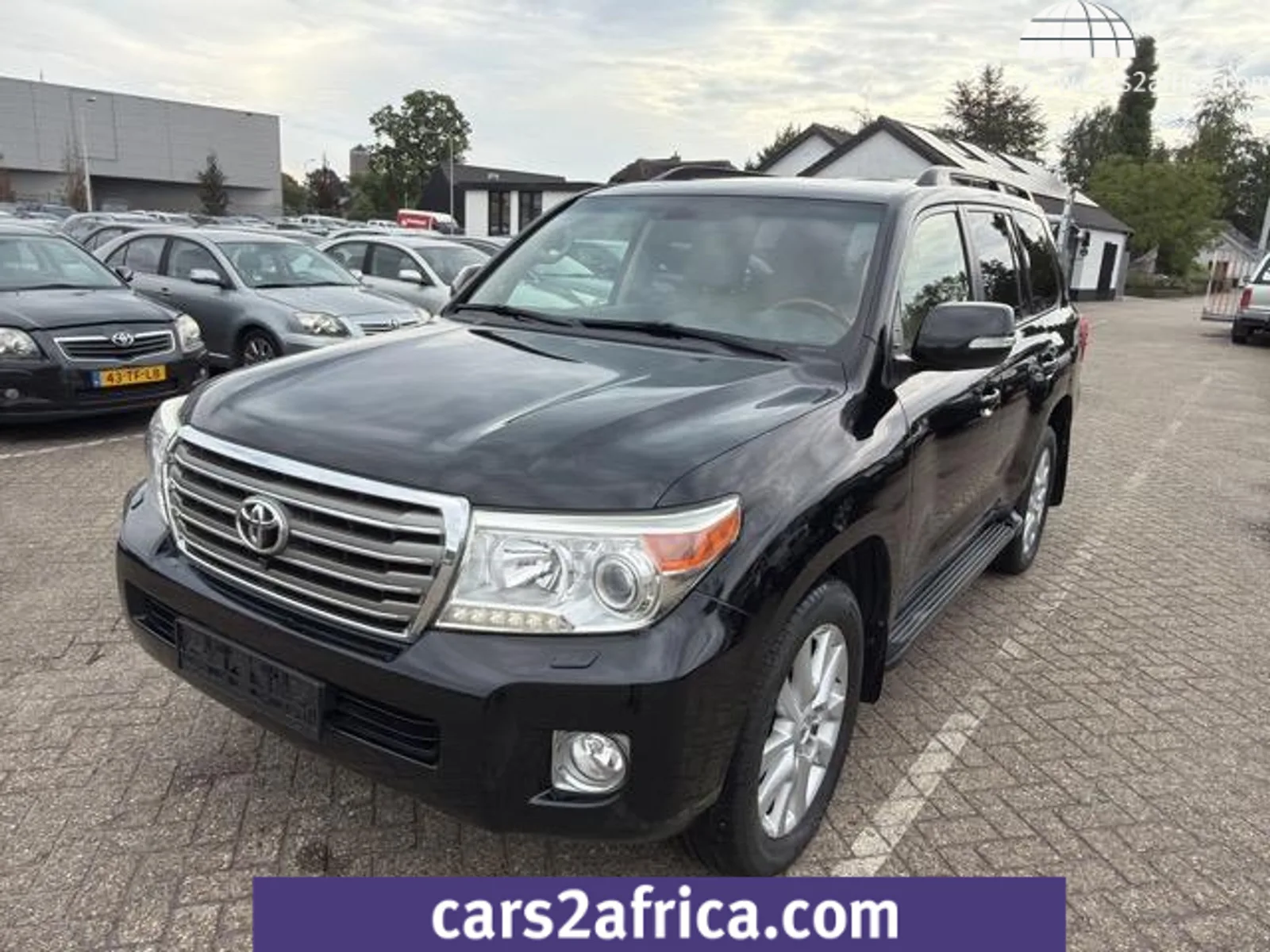 Toyota Land Cruiser (2013) — foto 1