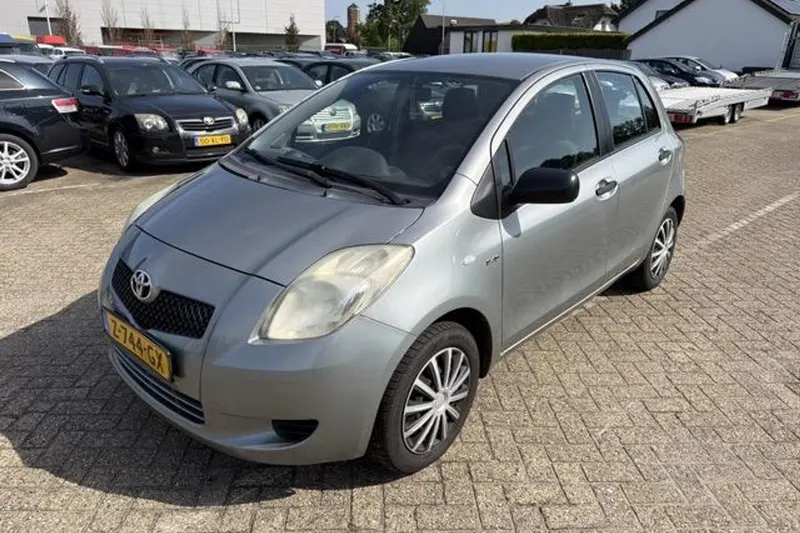 Toyota Yaris (2008)