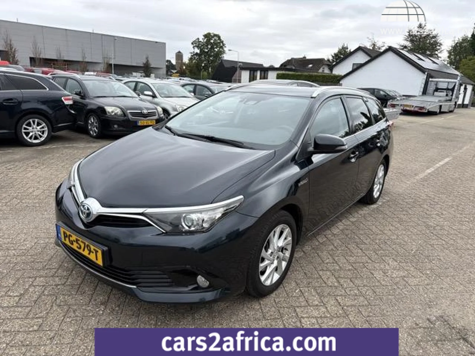 Toyota Auris (2017) — foto 1