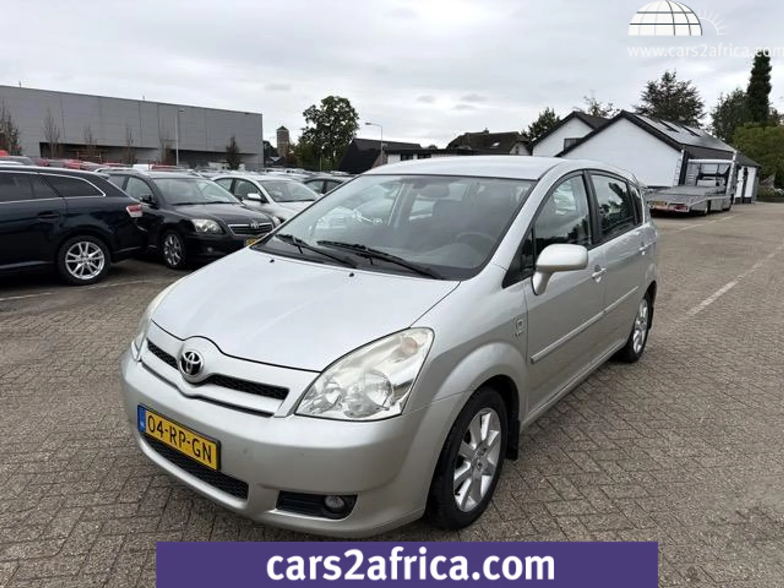 Toyota Corolla Verso (2005) — foto 1