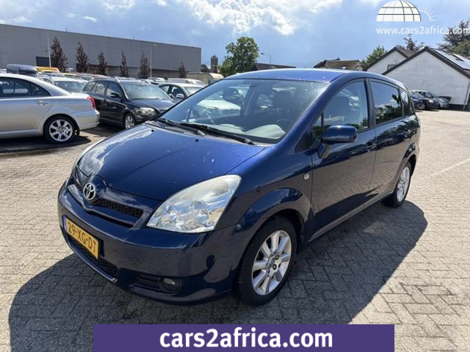 Toyota Corolla Verso (2007) — foto 1