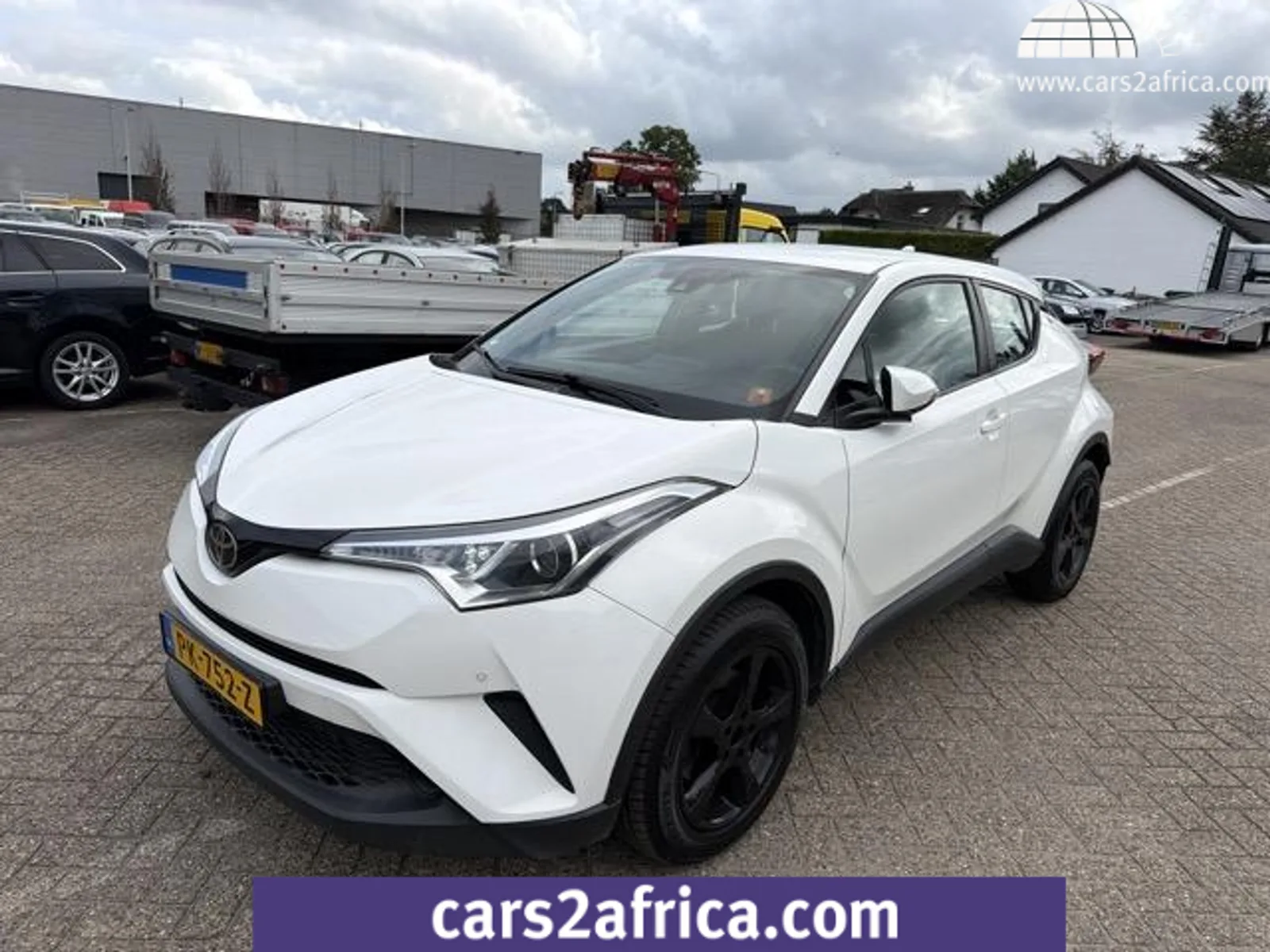 Toyota C-HR (2017) — foto 1