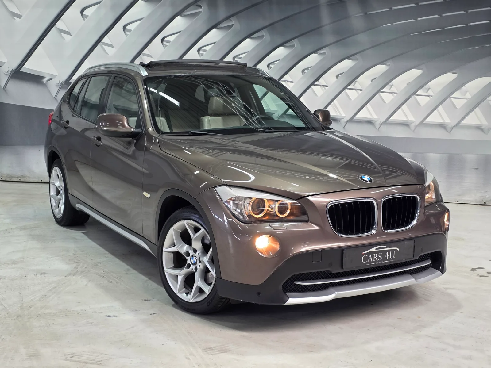 BMW X1 (2010) — foto 1