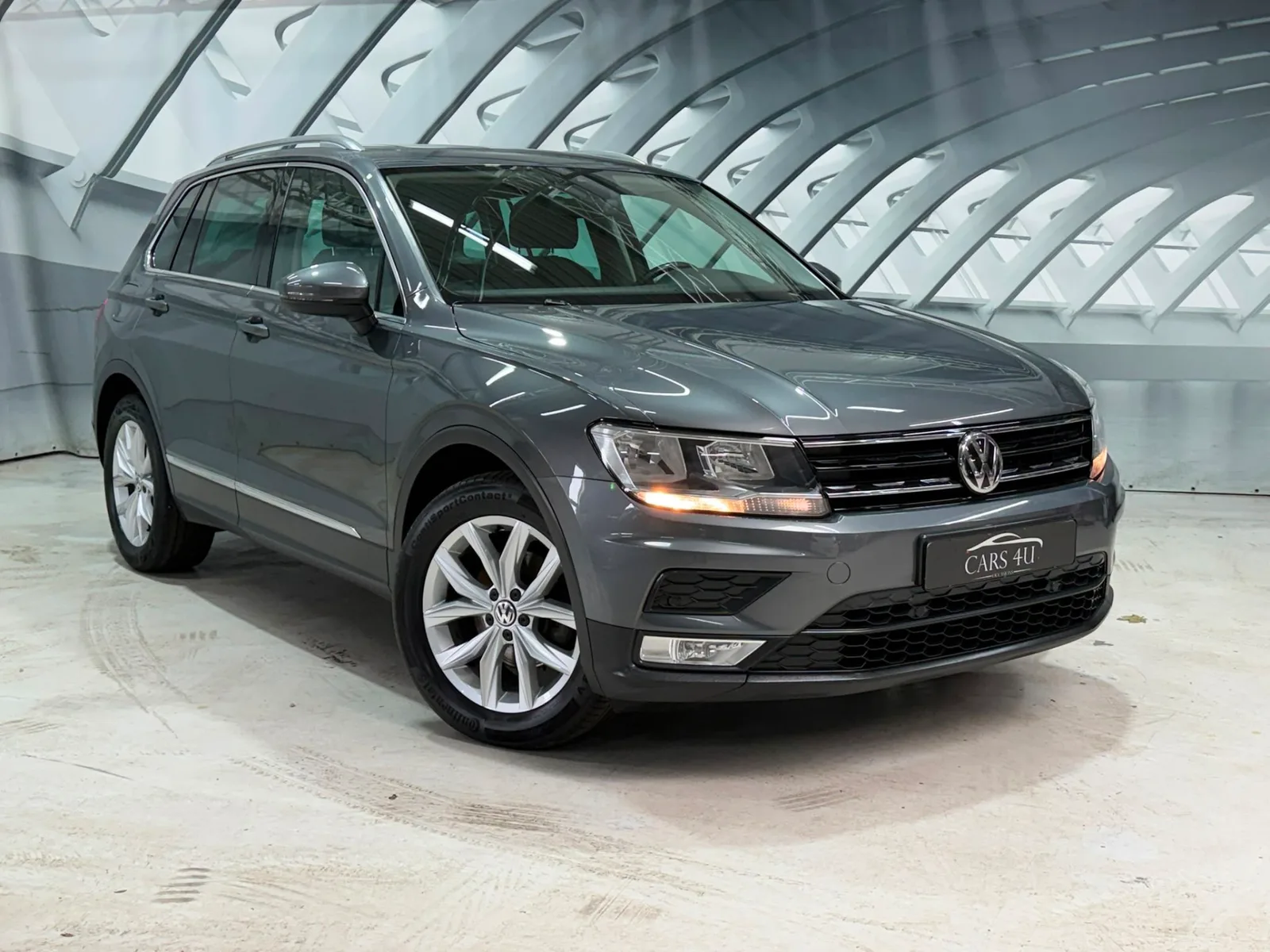Volkswagen Tiguan (2016) — foto 1