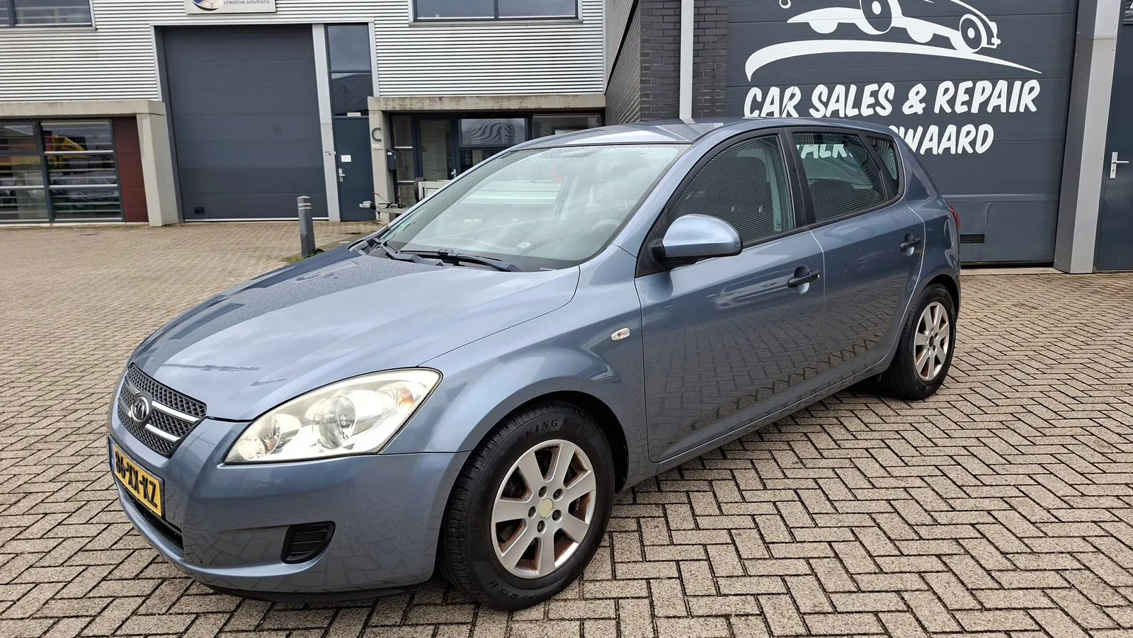 Kia Ceed (2007) — foto 1