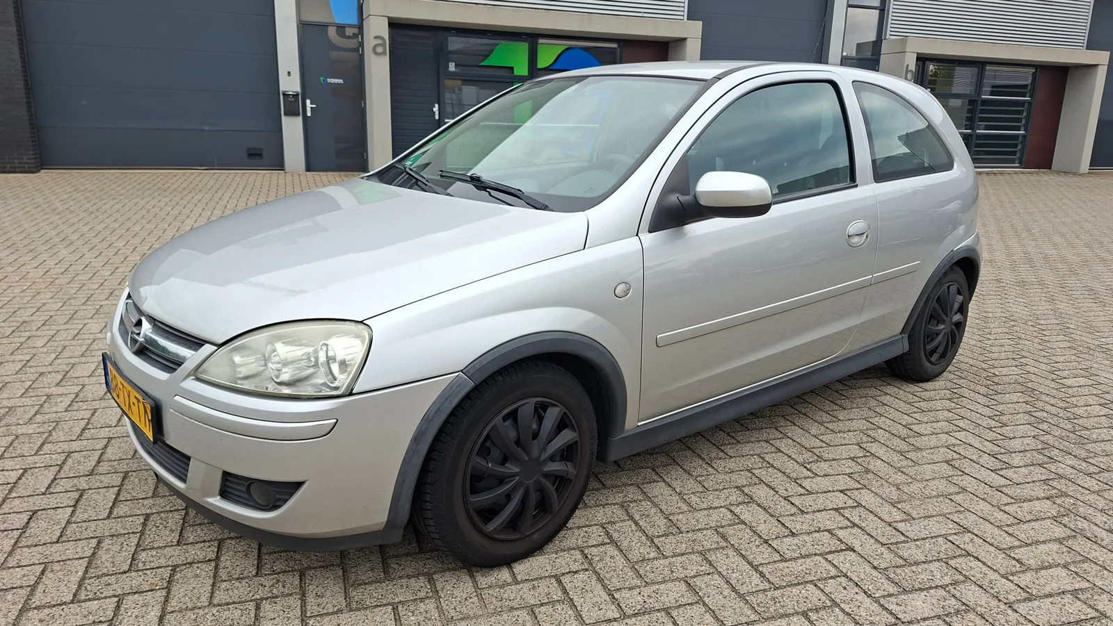 Opel Corsa (2007) — foto 1
