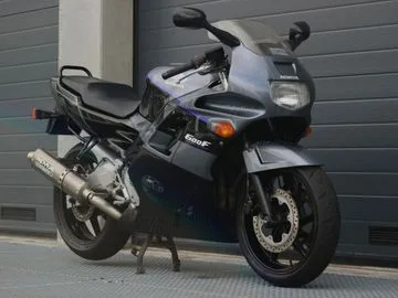 Honda CBR600F (1992) — foto 1