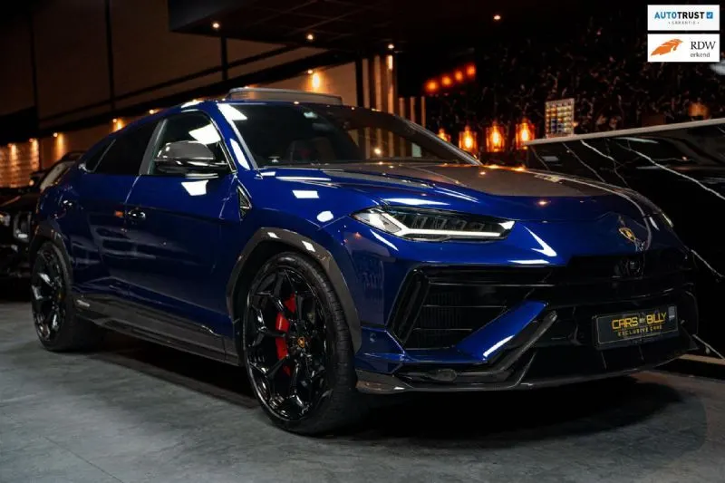Lamborghini Urus (2023)