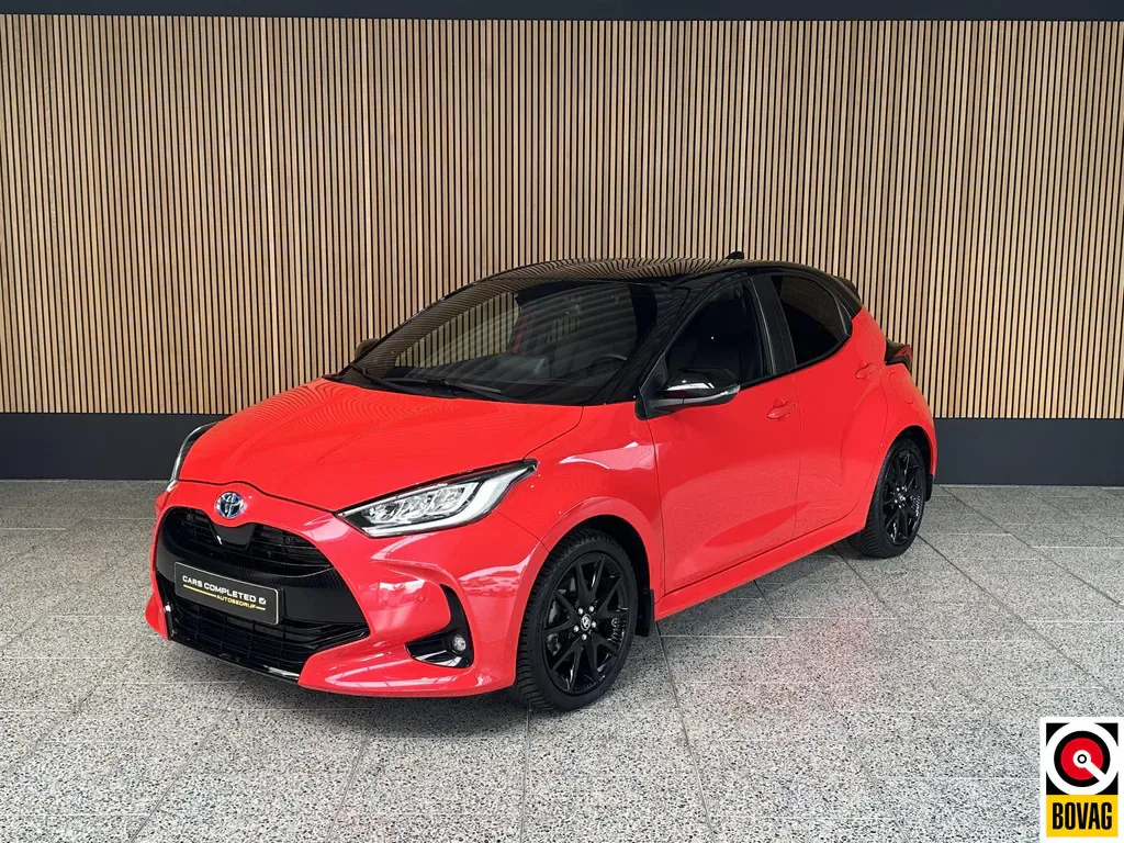 Toyota Yaris (2022) — foto 1