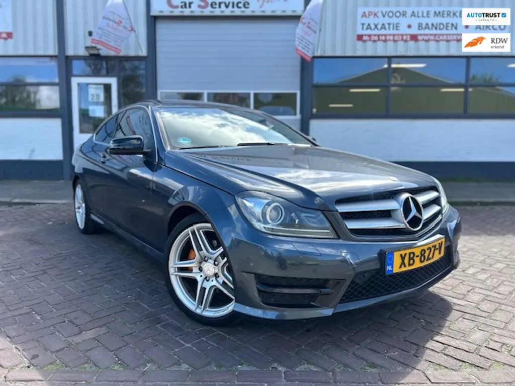 Mercedes-Benz C-Klasse (2011) — foto 1