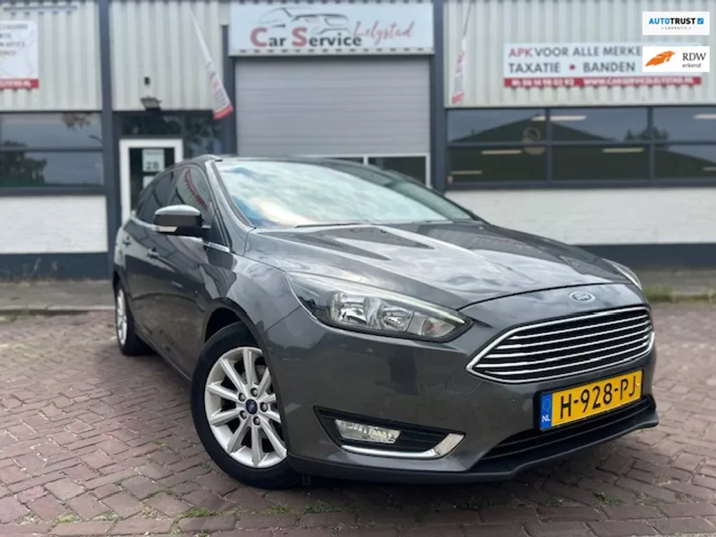 Ford Focus (2016) — foto 1