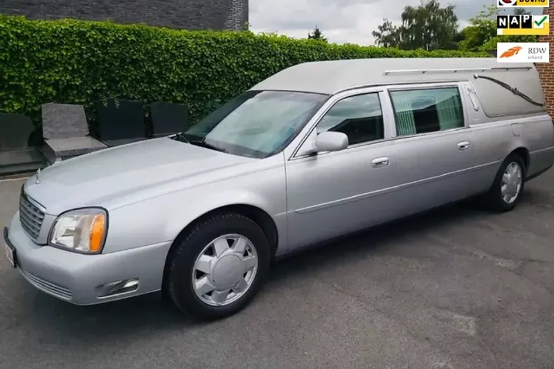 Cadillac De Ville (2001)
