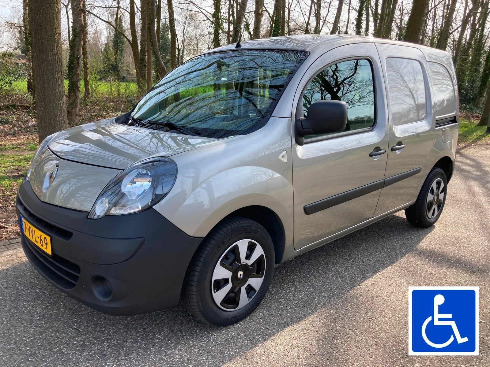 Renault Kangoo Express (2012) — foto 1