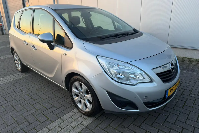 Opel Meriva (2010)