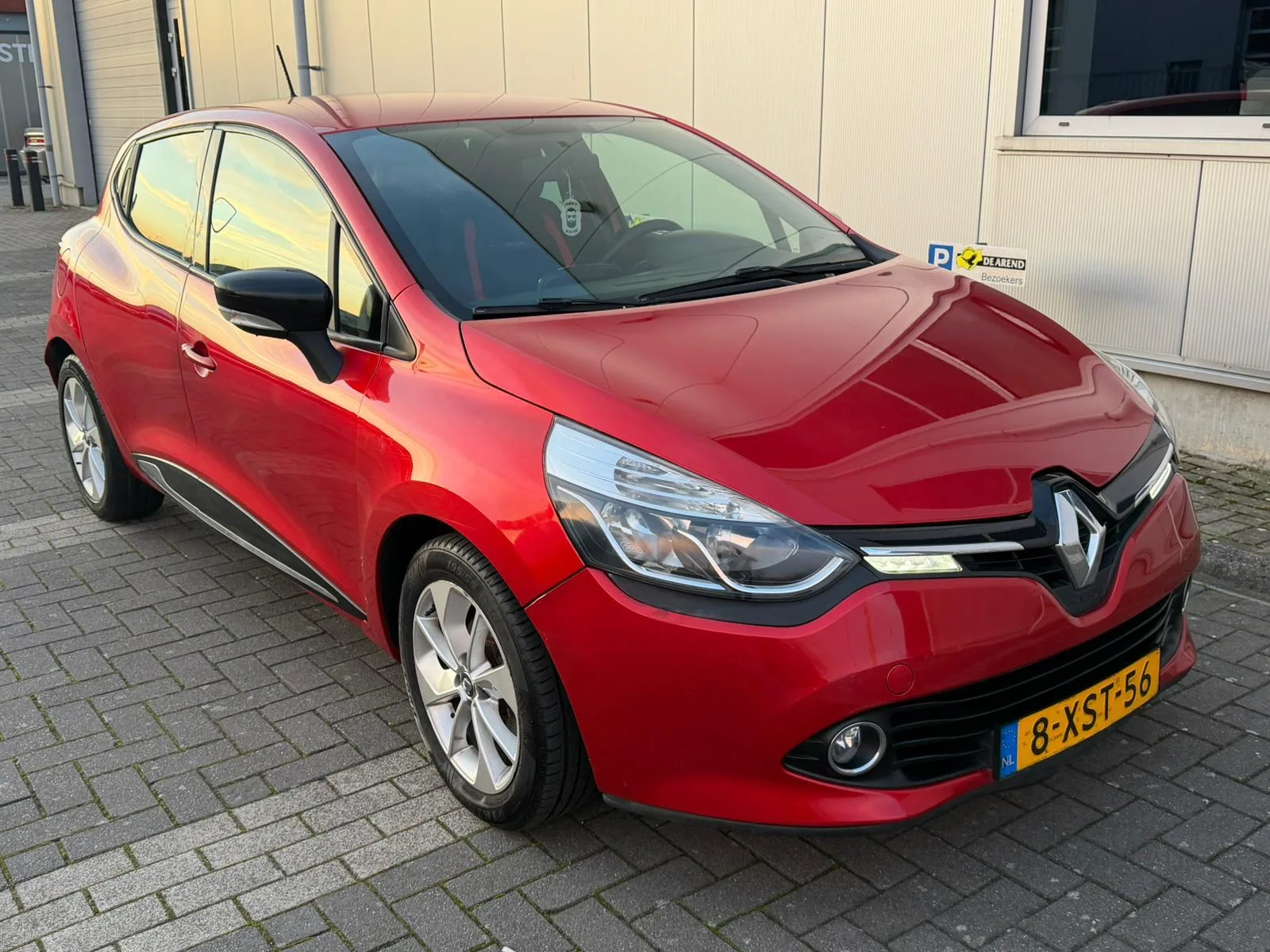 Renault Clio (2014) — foto 1