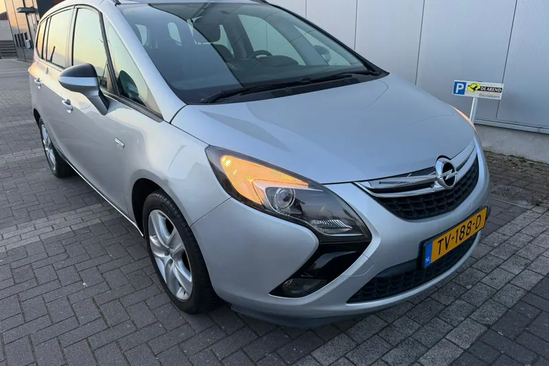 Opel Zafira (2014)