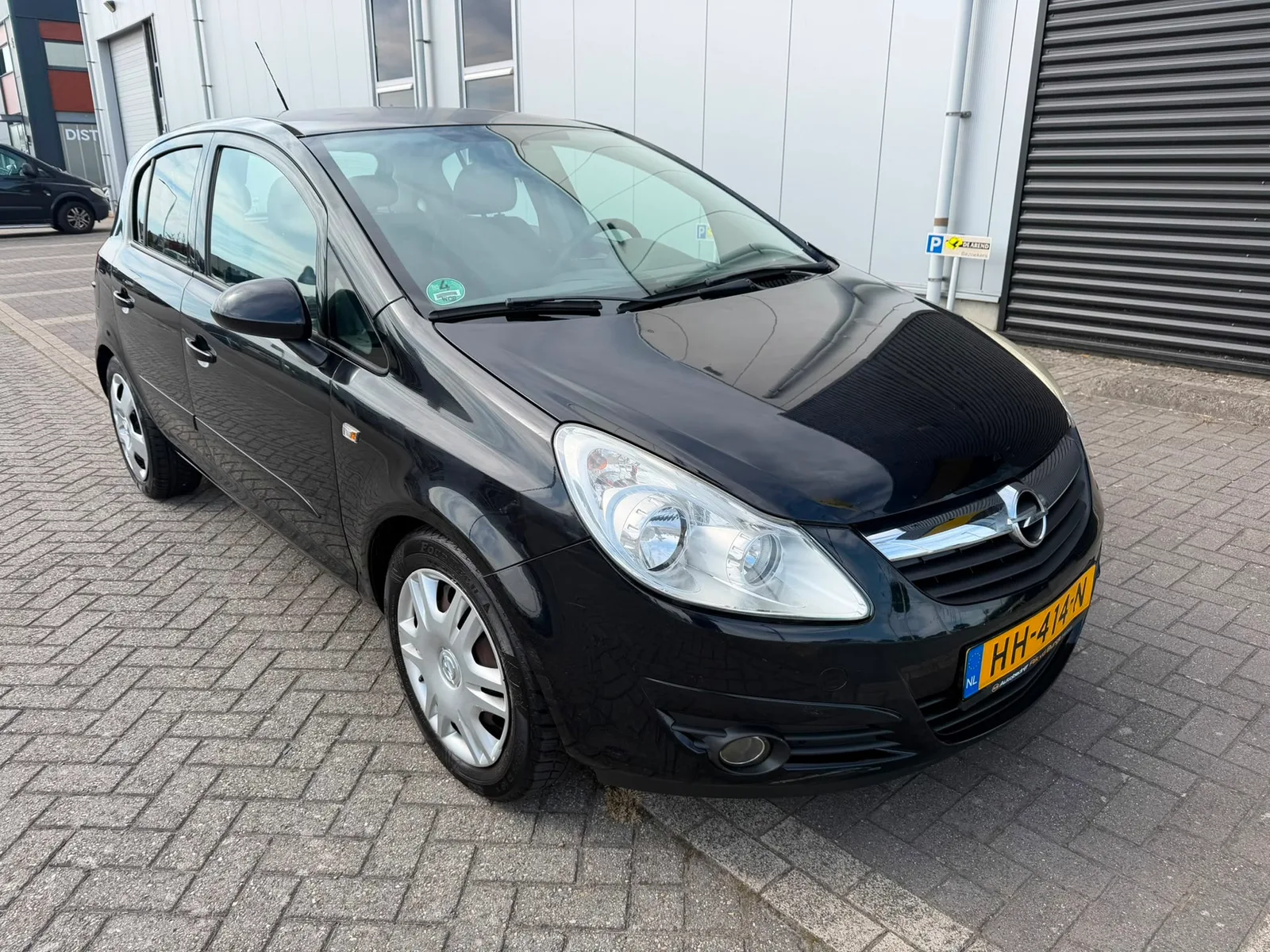 Opel Corsa (2007) — foto 1