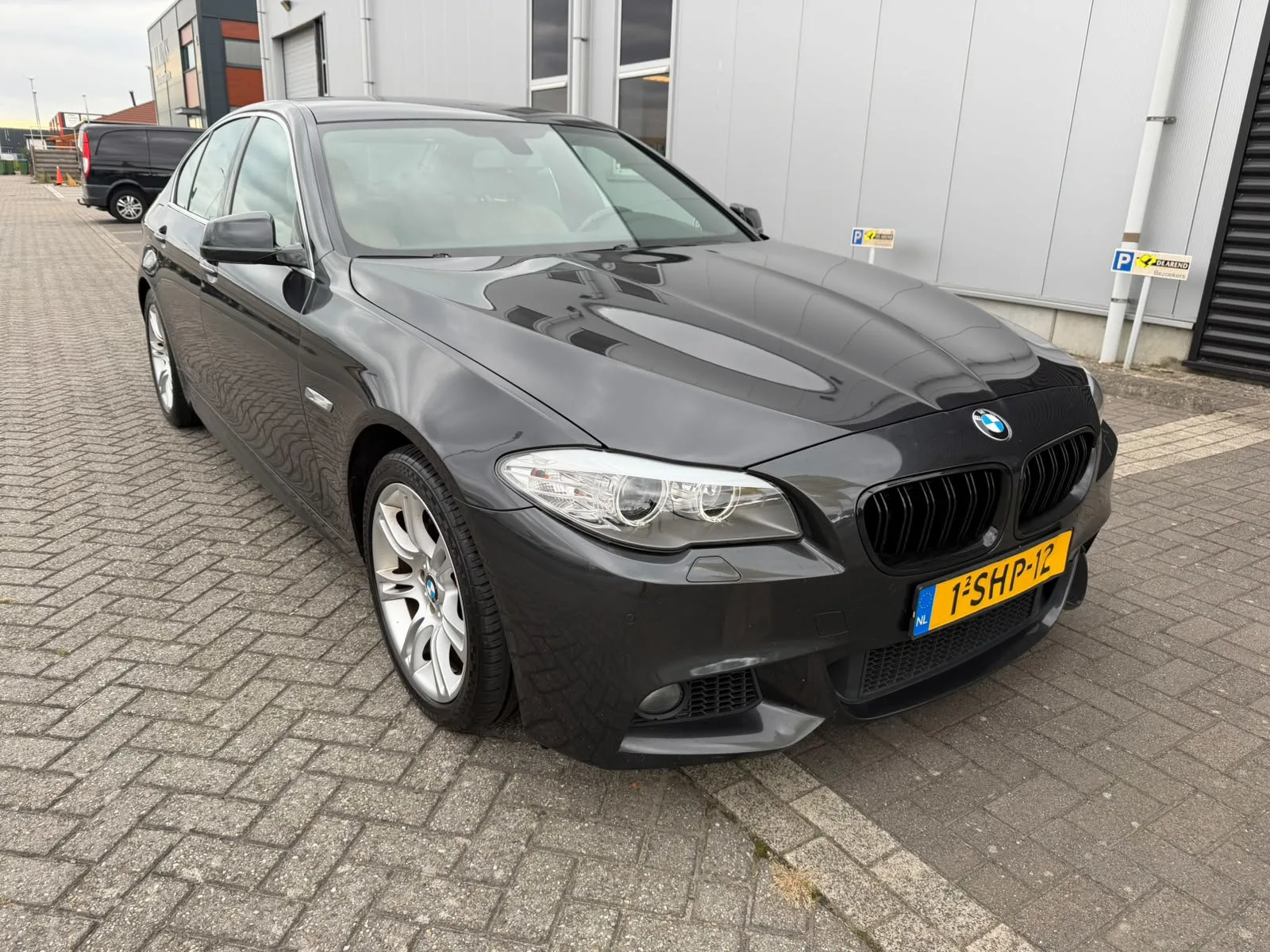 BMW 5-Serie (2013) — foto 1