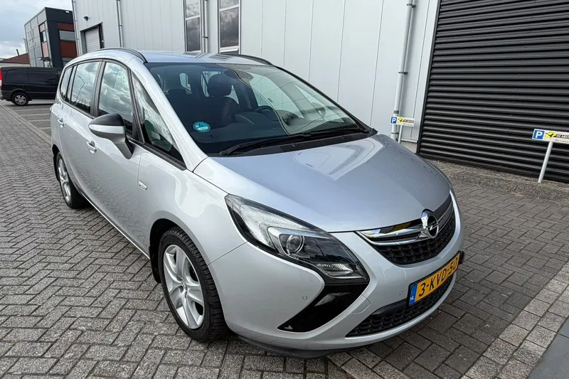 Opel Zafira (2012)