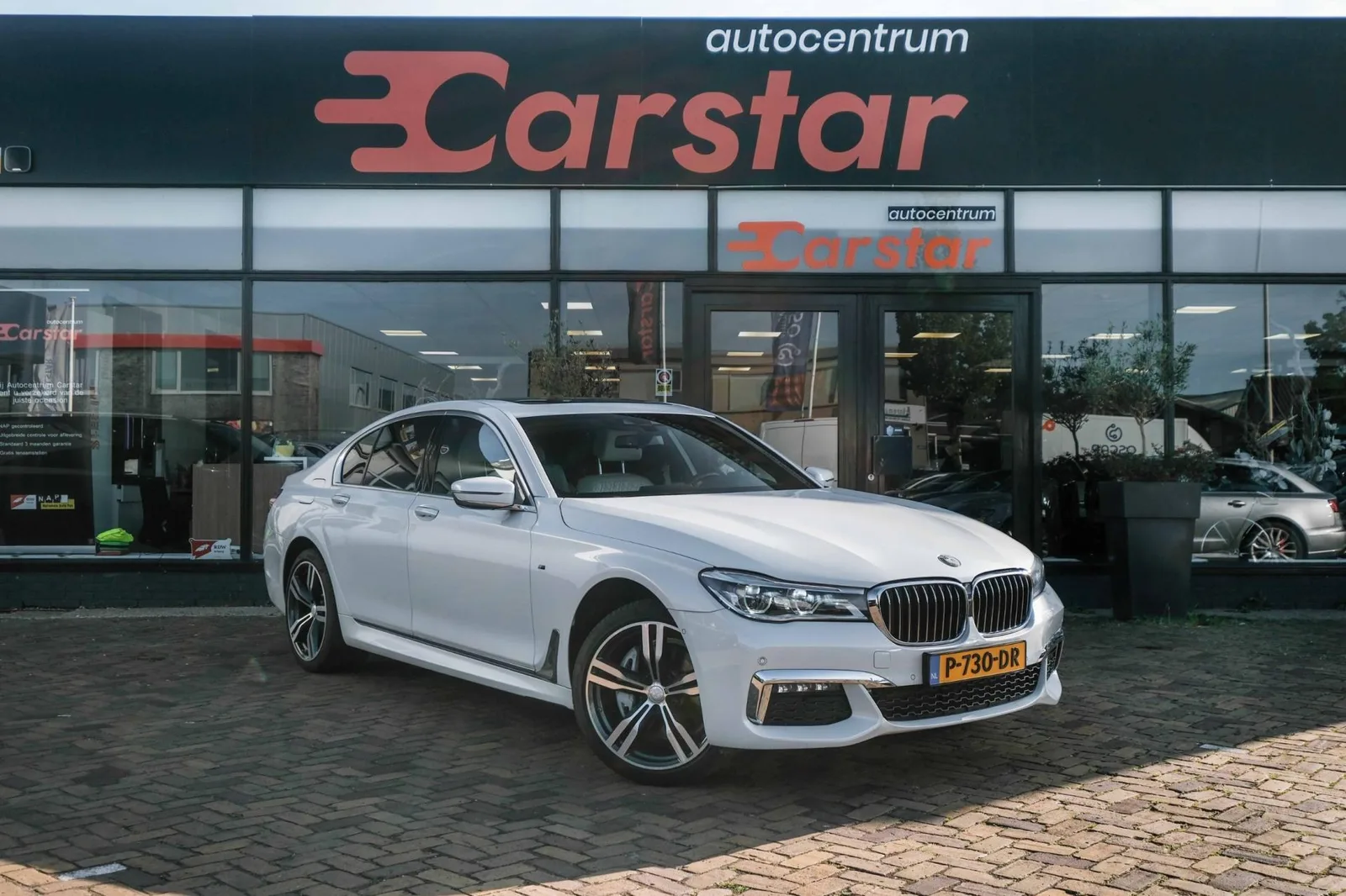 BMW 7-Serie (2017) — foto 1