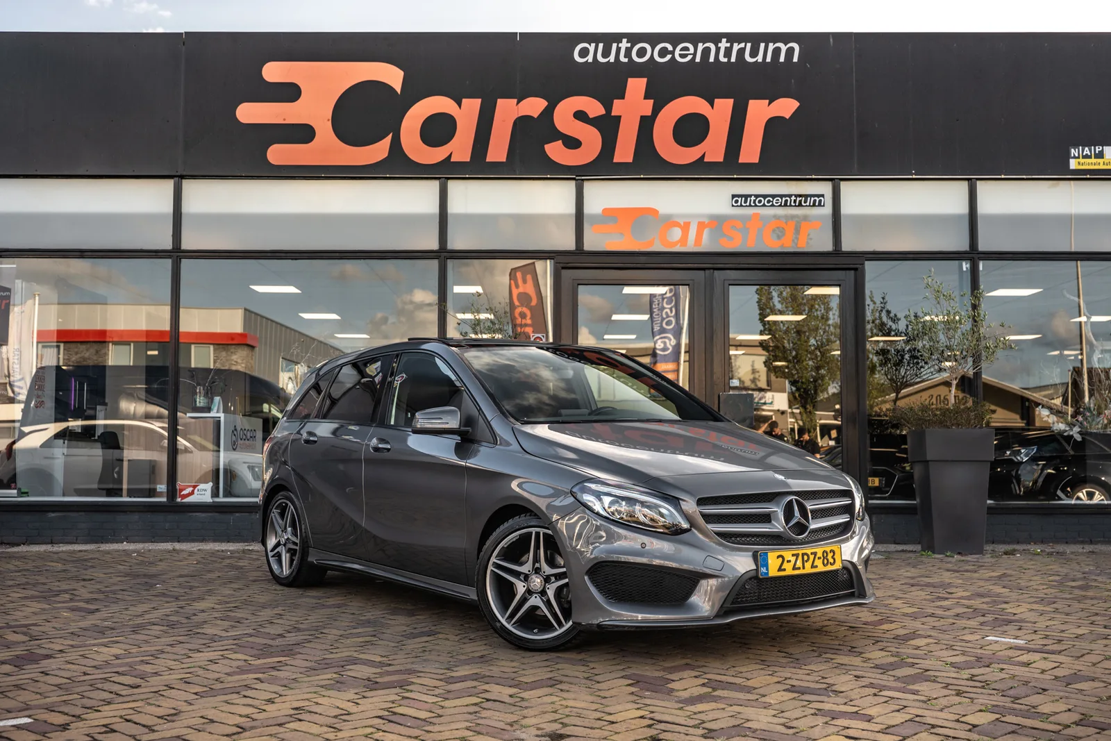 Mercedes-Benz B-Klasse (2015) — foto 1