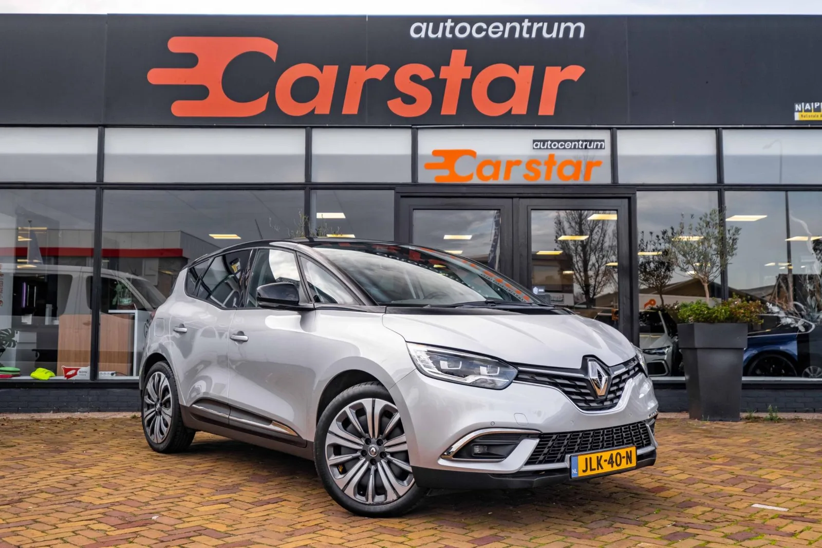 Renault Scénic (2022) — foto 1