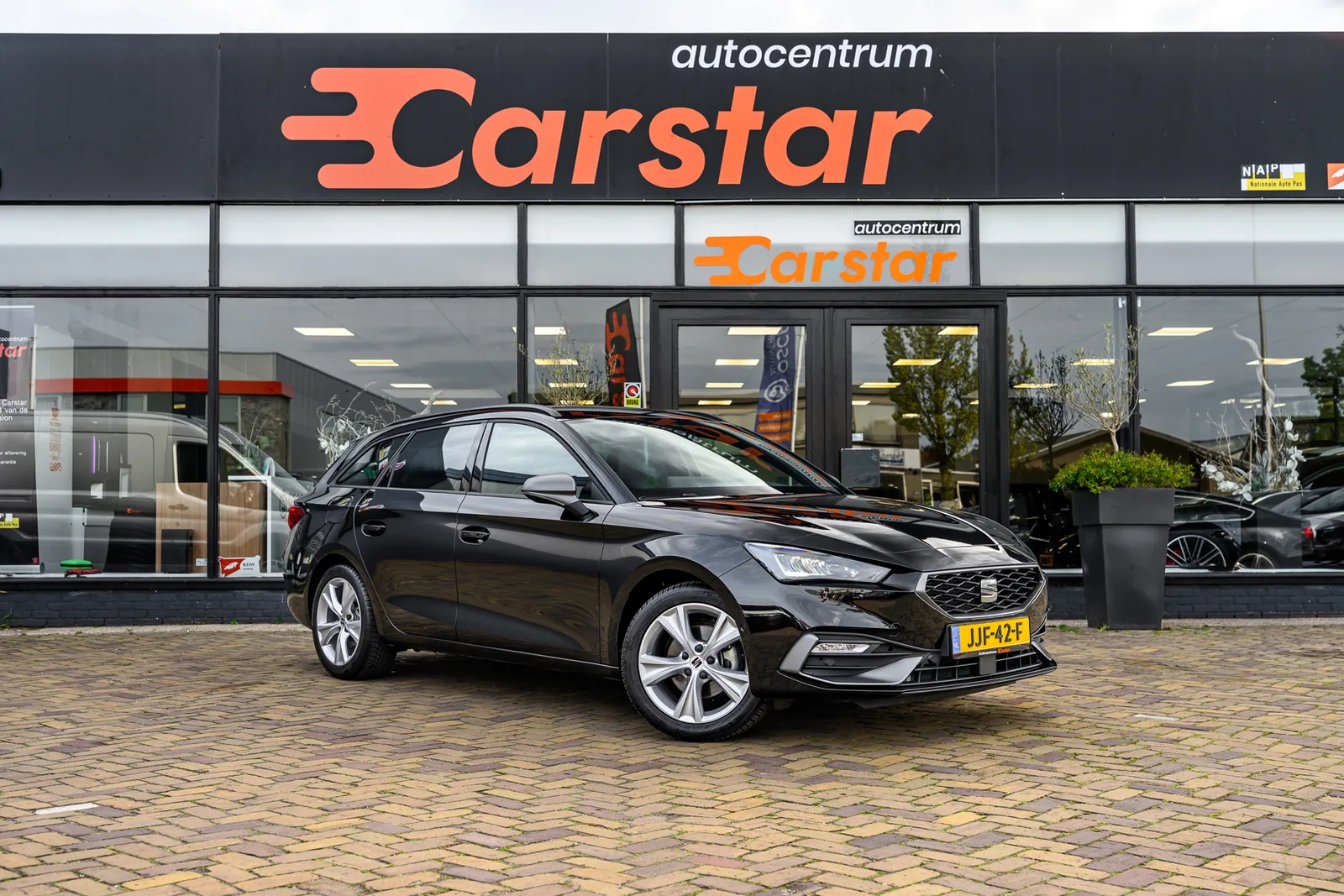 SEAT Leon Sportstourer (2025) — foto 1