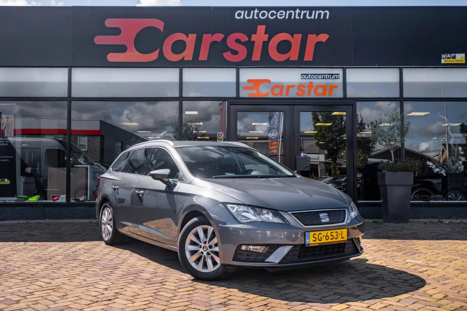 SEAT Leon (2018) — foto 1