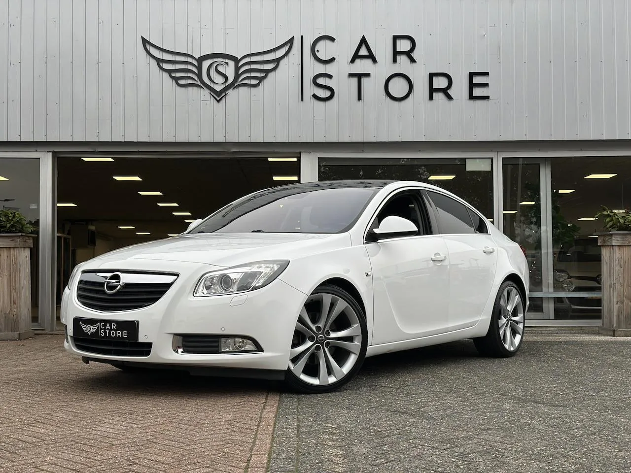 Opel Insignia (2009) — foto 1