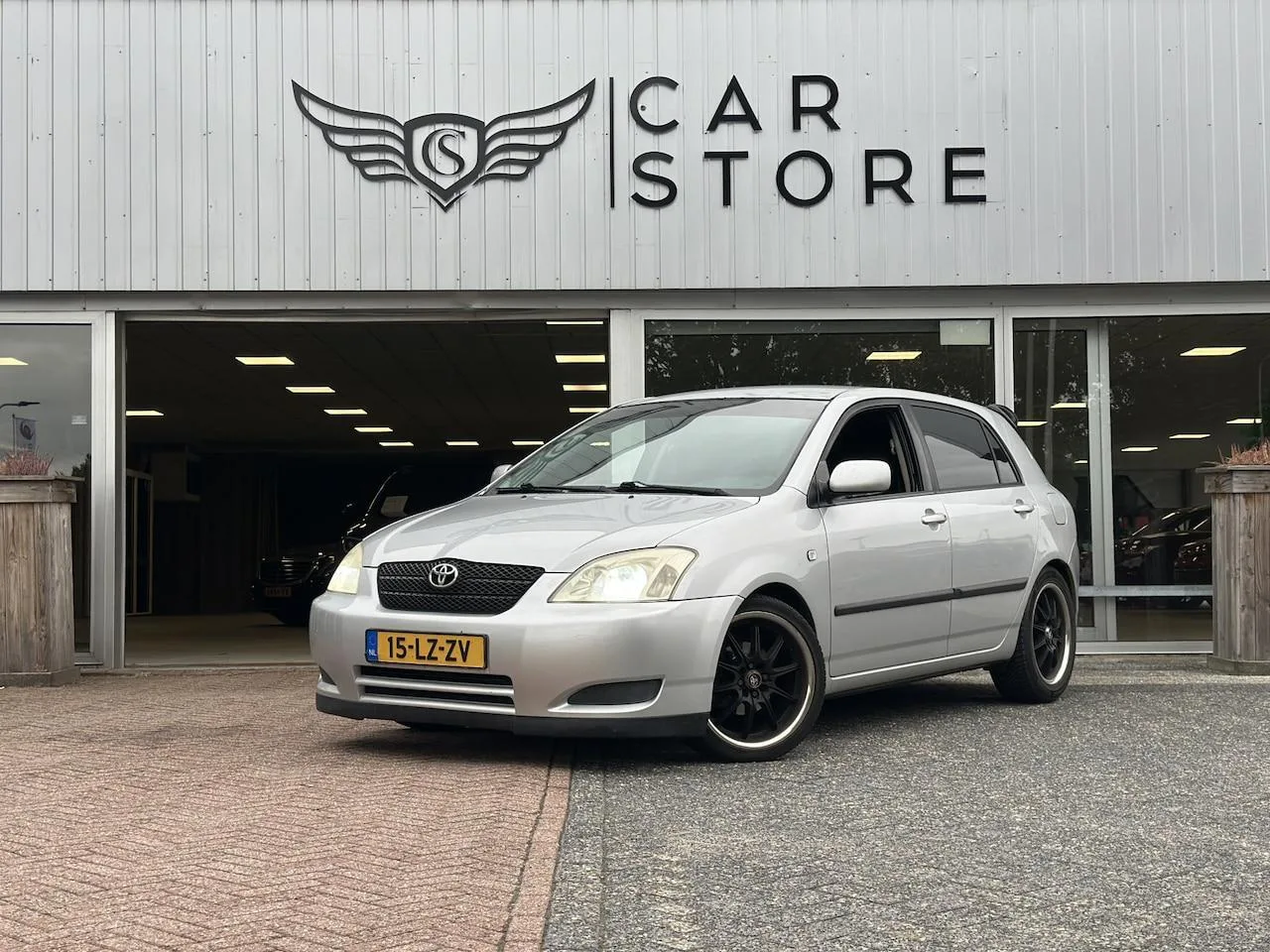 Toyota Corolla (2003) — foto 1