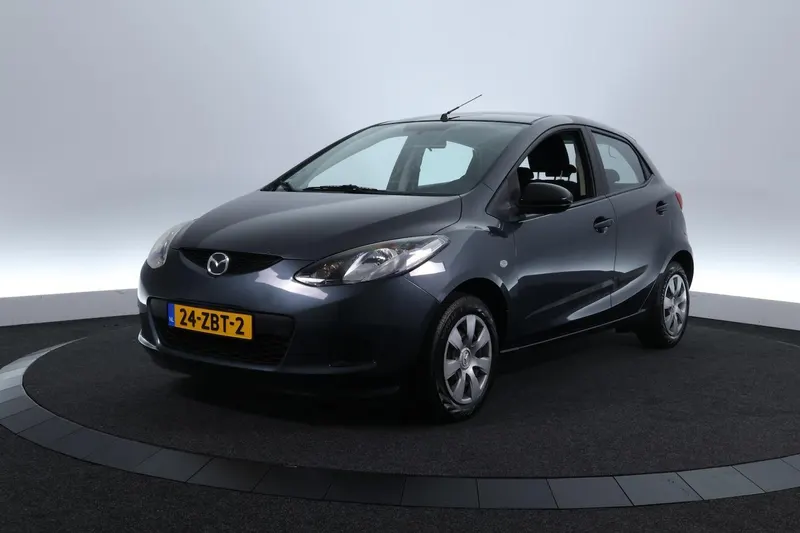 Mazda 2 (2012)