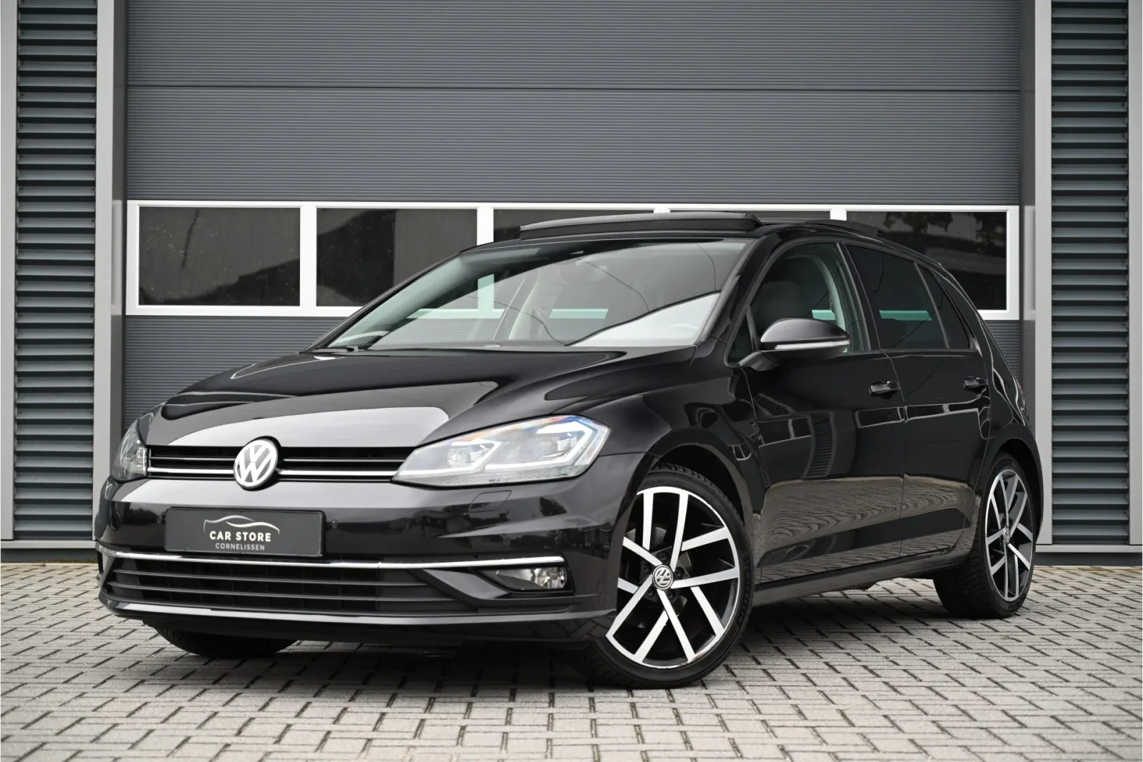 Volkswagen Golf (2017) — foto 1