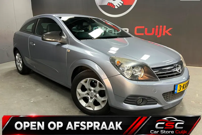 Opel Astra (2008)