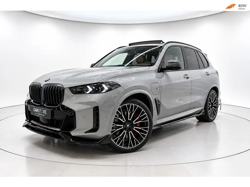 BMW X5 (2023) — foto 1