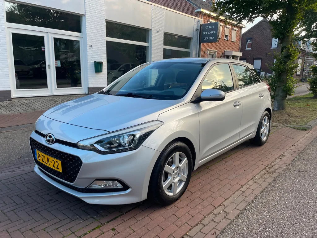 Hyundai i20 (2015) — foto 1