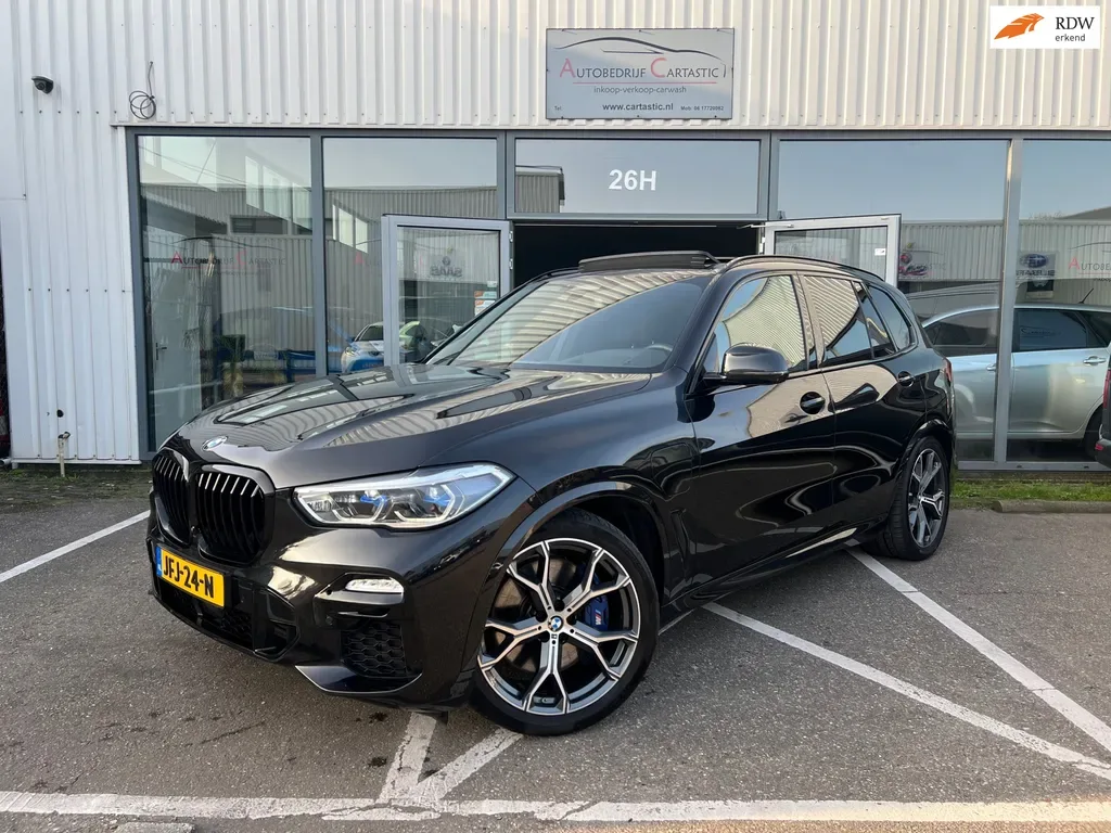 BMW X5 (2021) — foto 1