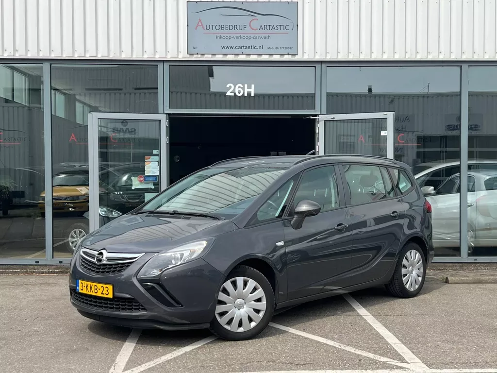 Opel Zafira (2013) — foto 1