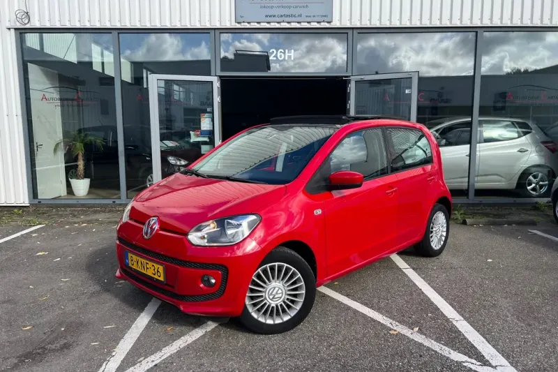 Volkswagen Up! (2013)