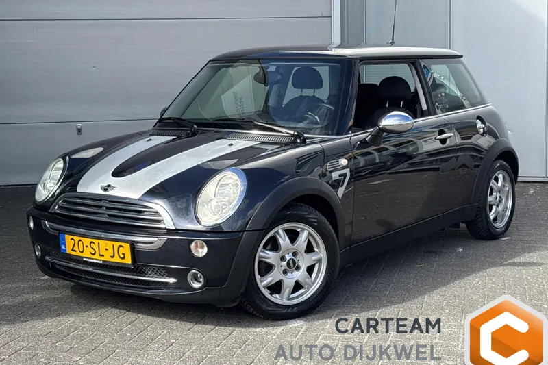 MINI Cooper (2006)