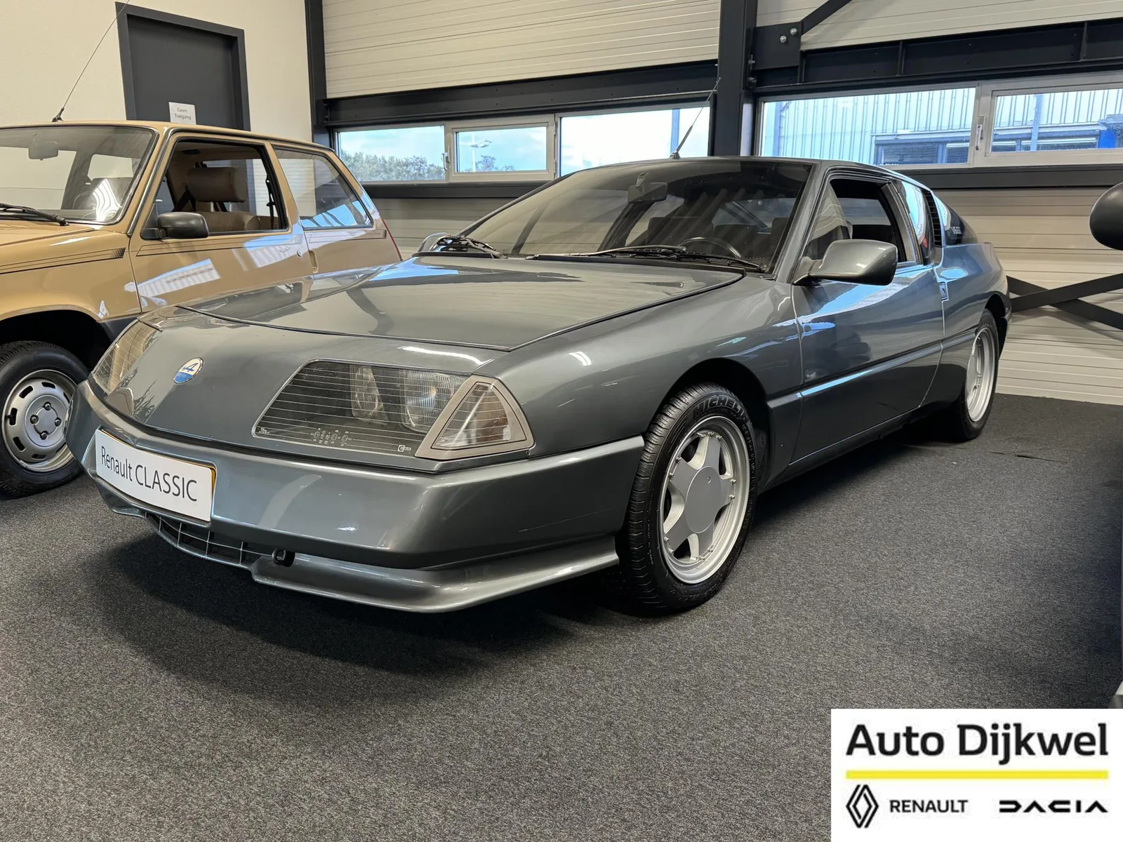 Renault Alpine (1987) — foto 1