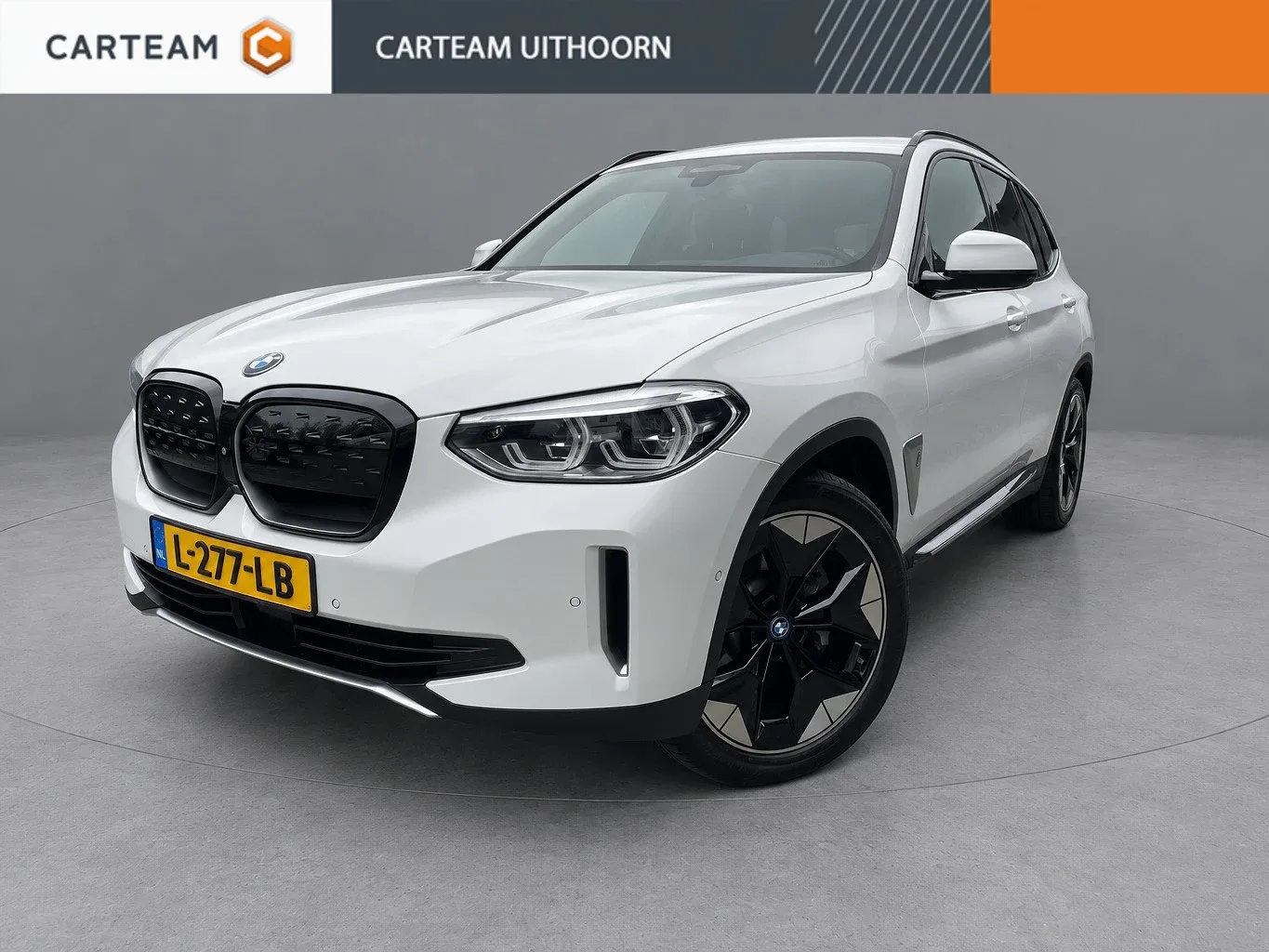 BMW iX3 (2021) — foto 1